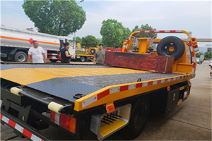 台山附近拖车电话号码服务